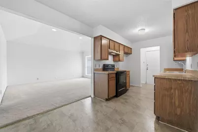2812 Ridgecrest Drive, Fort Worth, TX 76133 - Photo 9
