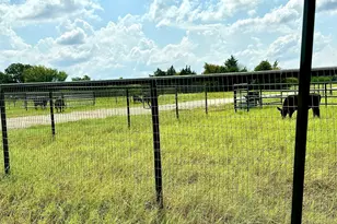 8740 E Fm 922, Valley View, TX 76272 - Photo 25