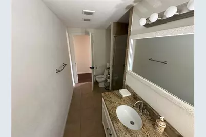 5736 Wedgmont Circle N, Fort Worth, TX 76133 - Photo 9