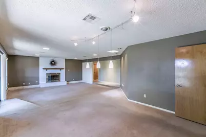 1604 Oak Hollow Drive, Woodway, TX 76712 - Photo 5