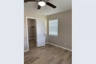 711 S Farmington Road, Howe, TX 75459 - Photo 15