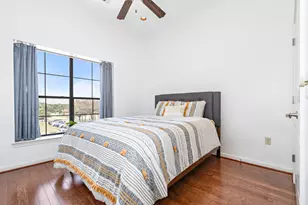 330 Austin Ave, Waco, TX 76701 - Photo 11