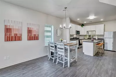 1703 St Louis Avenue, Fort Worth, TX 76110 - Photo 7