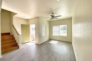 1709 St Louis Ave, Fort Worth, TX 76110 - Photo 9