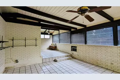 119 E College Street, Fairfield, TX 75840 - Photo 13