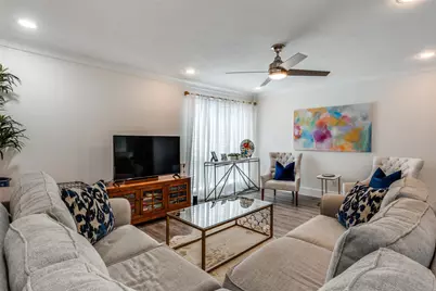 5927 E University Boulevard #217, Dallas, TX 75206 - Photo 7