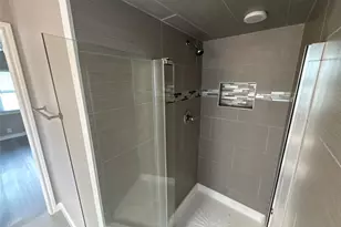 2401 N Alexander St, Sherman, TX 75092 - Photo 13