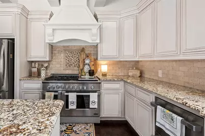 1716 Ashland Avenue, Fort Worth, TX 76107 - Photo 9