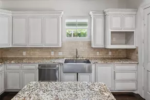 1716 Ashland Ave, Fort Worth, TX 76107 - Photo 17