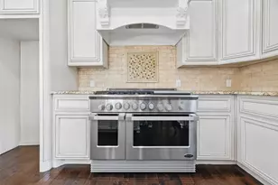 1716 Ashland Ave, Fort Worth, TX 76107 - Photo 15