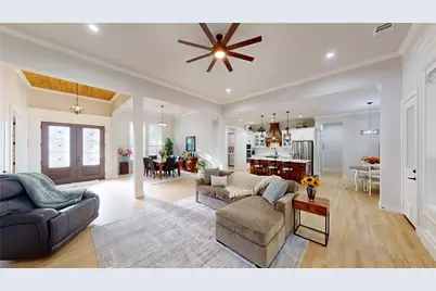 126 Saint Andrews Drive E, Mabank, TX 75156 - Photo 5