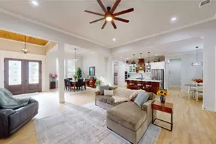 126 Saint Andrews Dr E, Mabank, TX 75156 - Photo 5