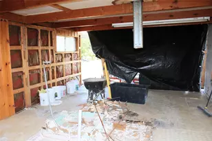 501 E Church St, San Saba, TX 76877 - Photo 7