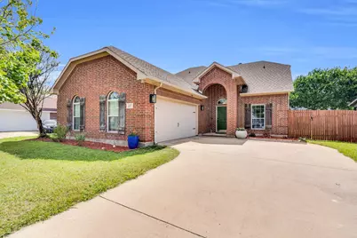 107 Oak Hollow Lane, Red Oak, TX 75154 - Photo 1