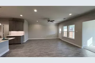 1149 Keystone Drive, Granbury, TX 76048 - Photo 7