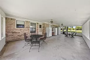 386 W Main St, Elm Mott, TX 76640 - Photo 19