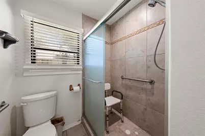 386 W Main Street, Elm Mott, TX 76640 - Photo 13