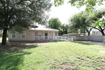 1065 W Pecan Street, Stephenville, TX 76401 - Photo 9