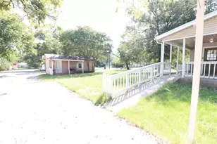 1065 W Pecan St, Stephenville, TX 76401 - Photo 15