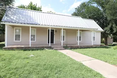 1065 W Pecan Street, Stephenville, TX 76401 - Photo 1