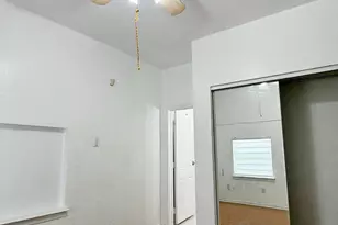 421 Jackson St, Krum, TX 76249 - Photo 17