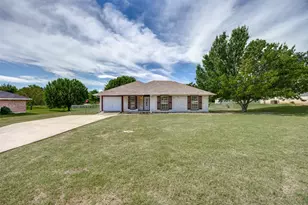 505 W Thomas St, Leonard, TX 75452 - Photo 1