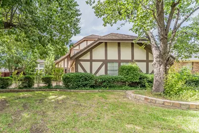 305 Warbler Drive, Bedford, TX 76021 - Photo 5