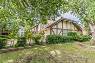 305 Warbler Dr, Bedford, TX 76021 - Photo 1