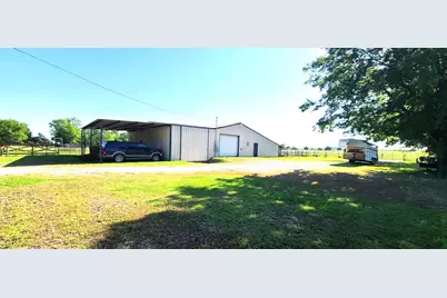 783 County Rd 4420, Whitewright, TX 75491 - Photo 29