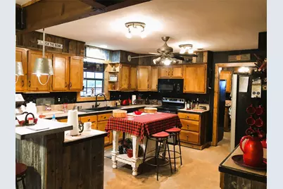 783 County Rd 4420, Whitewright, TX 75491 - Photo 11