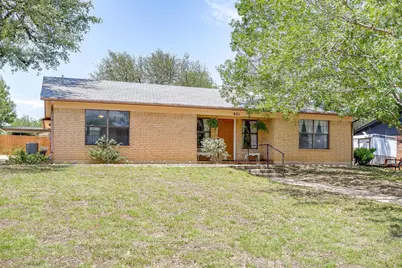 801 E 3rd Street, Weatherford, TX 76086 - Photo 3