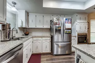 4937 Willowhaven Cir, Garland, TX 75043 - Photo 11