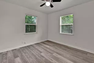 509 E Pine St, West, TX 76691 - Photo 25