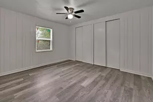 509 E Pine St, West, TX 76691 - Photo 27