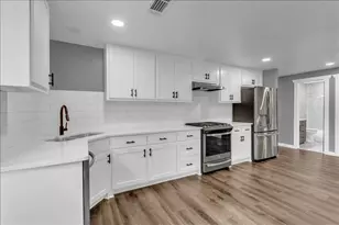 103 N Mill St, Savoy, TX 75479 - Photo 11