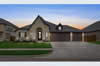 140 Claywood Drive, Glenn Heights, TX 75154 - Photo 1