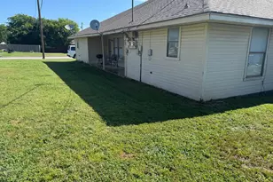 1713 Carrington, Glenn Heights, TX 75154 - Photo 3