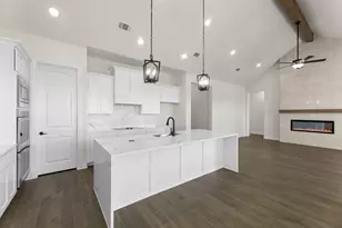 1481 Saguaro Trl, Joshua, TX 76058 - Photo 9