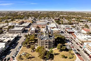 608 W Hickory St, Denton, TX 76201 - Photo 13