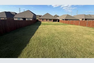 7302 Farmhouse Drive, Garland, TX 75043 - Photo 7