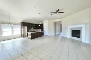 640 Bridgewater Rd, Fort Worth, TX 76131 - Photo 15