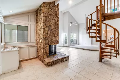 919 Liberty Court, Dallas, TX 75204 - Photo 11