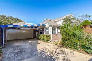 919 Liberty Ct, Dallas, TX 75204 - Photo 1