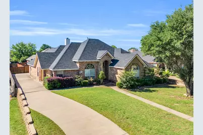 1607 W Westhill Drive, Cleburne, TX 76033 - Photo 3