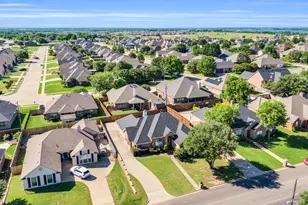 1607 W Westhill Dr, Cleburne, TX 76033 - Photo 39