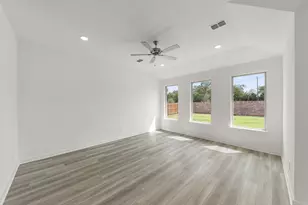 1109 Rushing Ct, Aubrey, TX 76227 - Photo 11