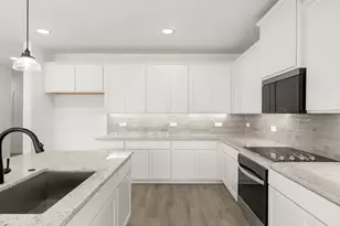 1105 Rushing Ct, Aubrey, TX 76227 - Photo 5