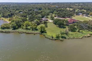 1701 W Lake Shore Dr, Alvarado, TX 76009 - Photo 7