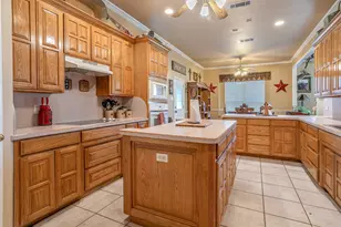 1701 W Lake Shore Dr, Alvarado, TX 76009 - Photo 19