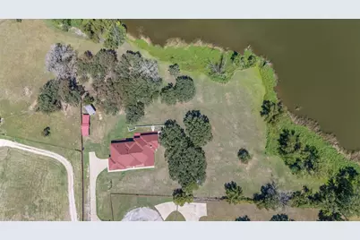 1701 W Lake Shore Drive, Alvarado, TX 76009 - Photo 11